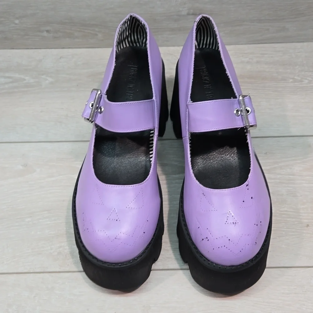 Vintage Trickz N' Treatz by Dolls Kill Tractor Platform Chunky Y2K shoes 11